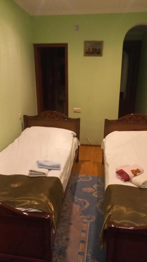 Dilbo House Hotell Dilijan Rum bild
