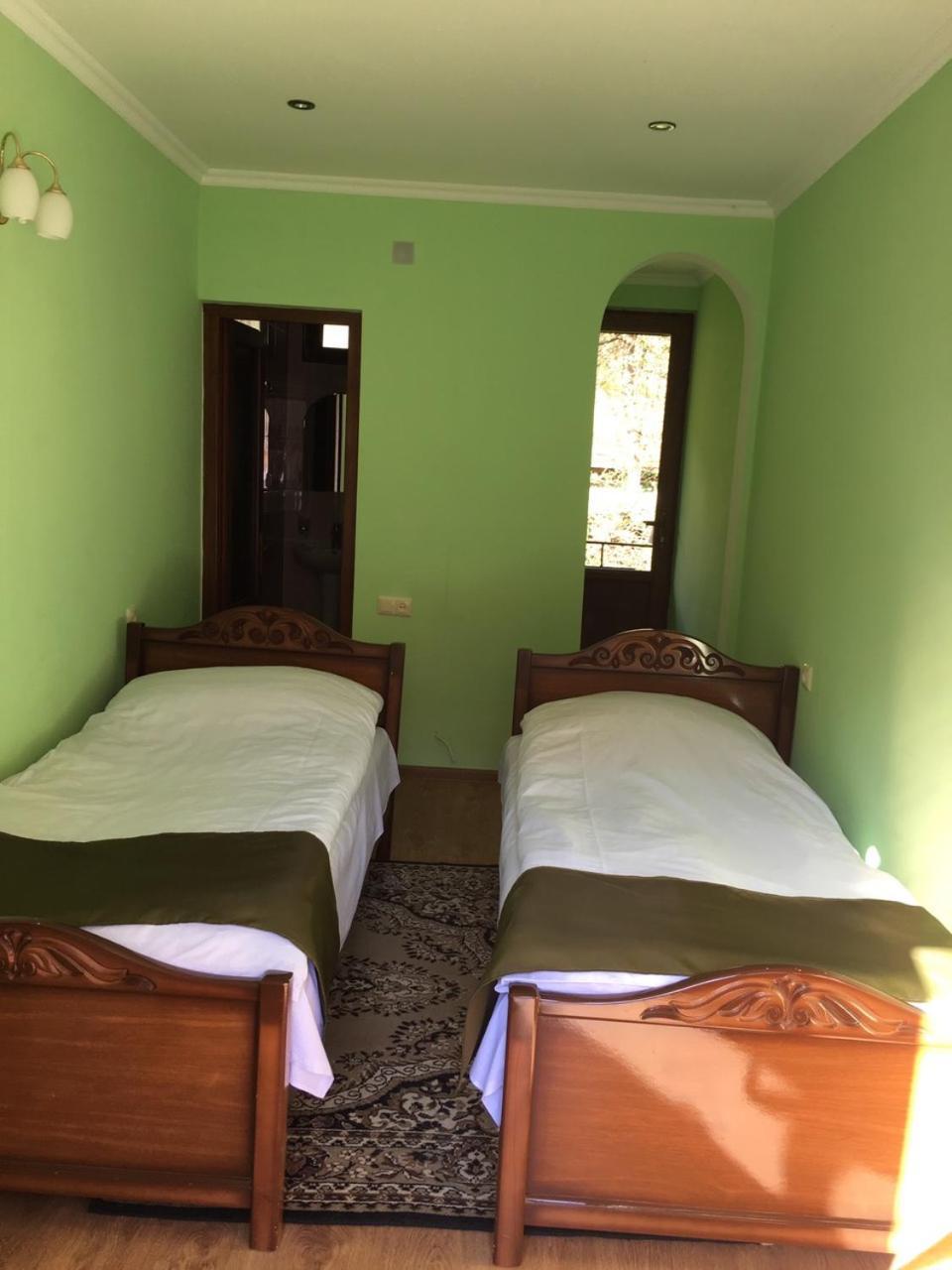Dilbo House Hotell Dilijan Exteriör bild